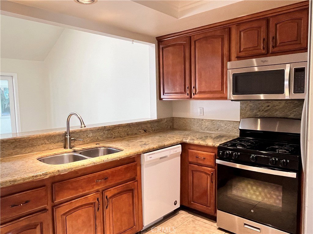 7 Bowditch, Irvine CA 92620 - photo 7