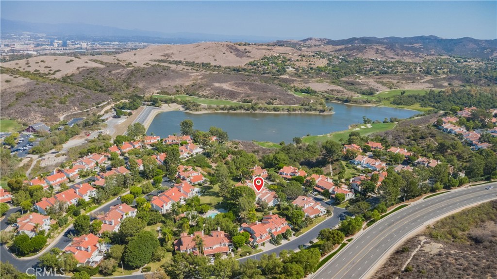 7 Del Rey 10, Irvine CA 92612 - photo 3