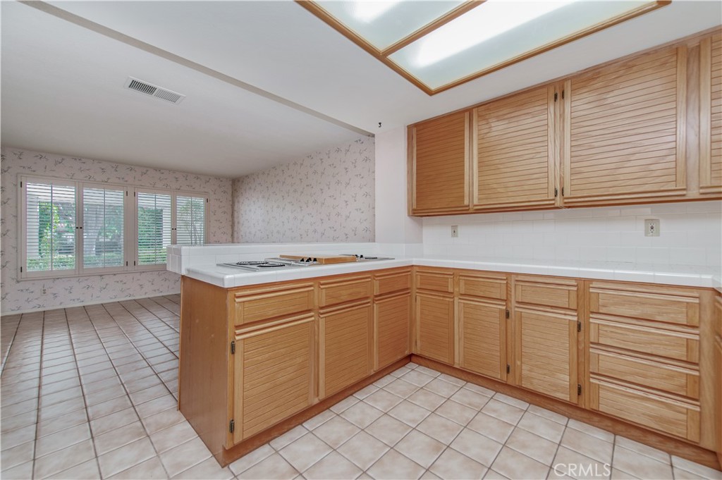 7 Del Rey 10, Irvine CA 92612 - photo 14