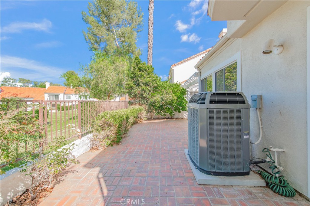 7 Del Rey 10, Irvine CA 92612 - photo 25