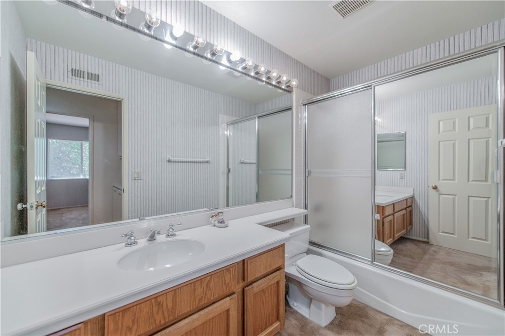 Upstairs Hallway Full Bath - 7 Del Rey 10, Irvine CA 92612 - photo 56
