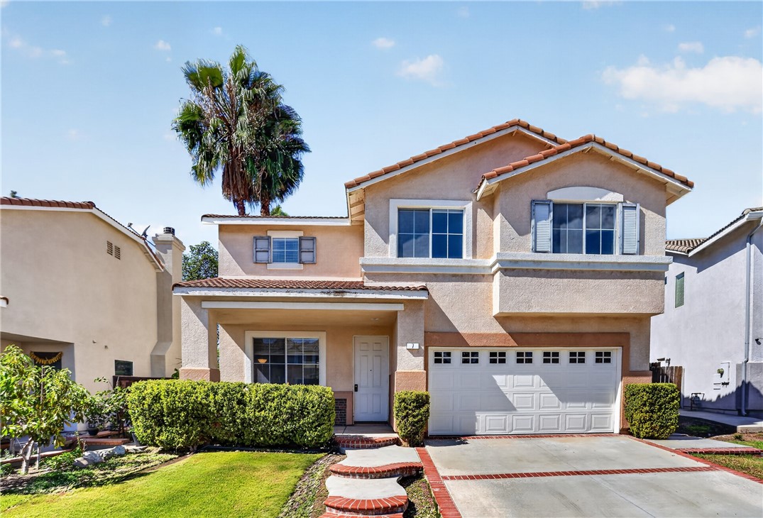 This photo has been enhanced to show grass in the front yard - 7 Dynasty Court, Irvine CA 92602 - photo 2