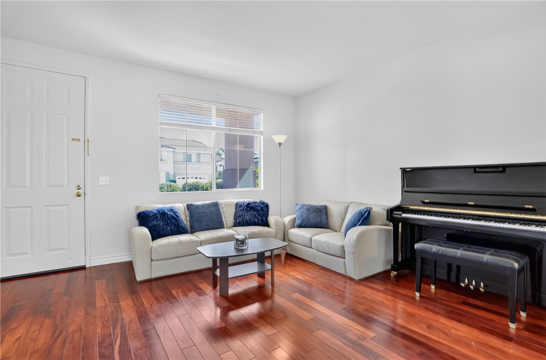 7 Dynasty Court, Irvine CA 92602 - photo 6