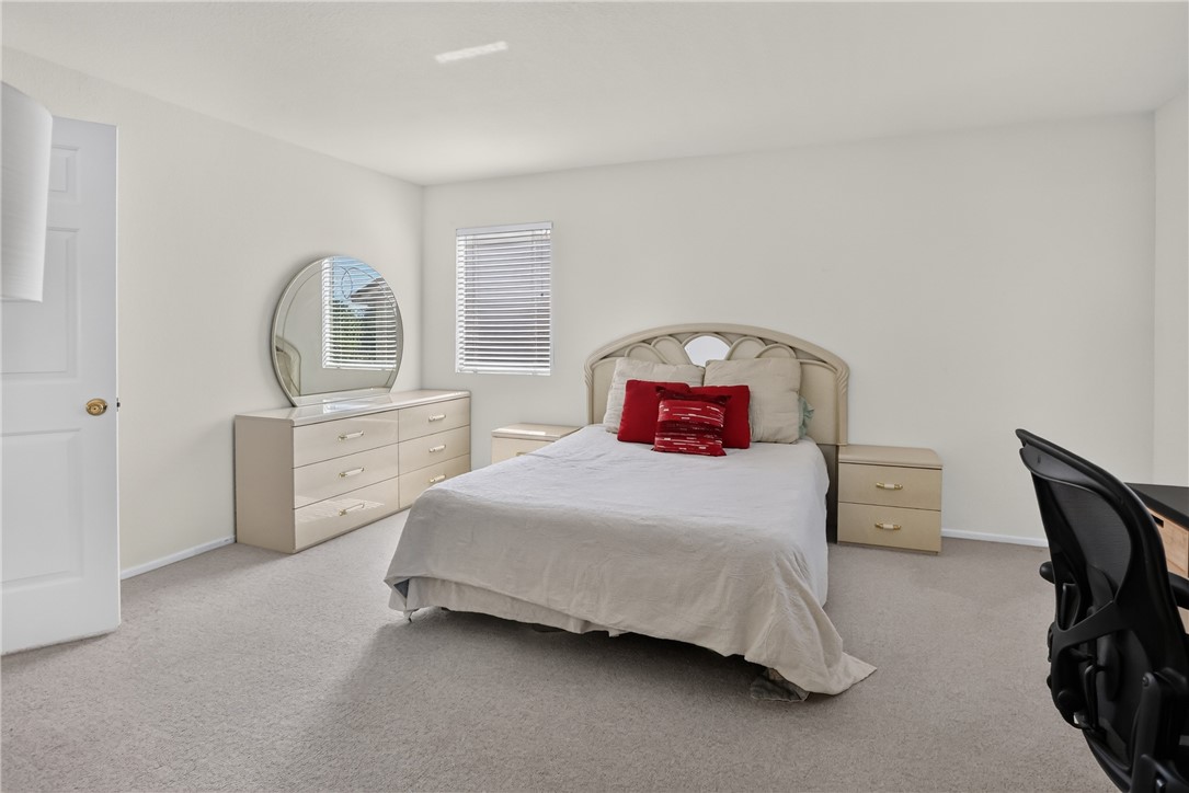 7 Dynasty Court, Irvine CA 92602 - photo 23