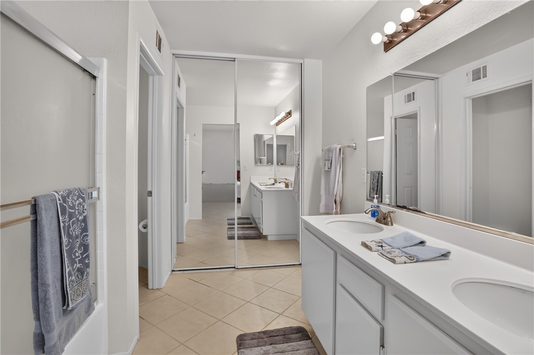 7 Dynasty Court, Irvine CA 92602 - photo 25