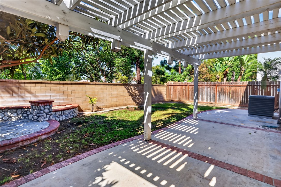 7 Dynasty Court, Irvine CA 92602 - photo 32