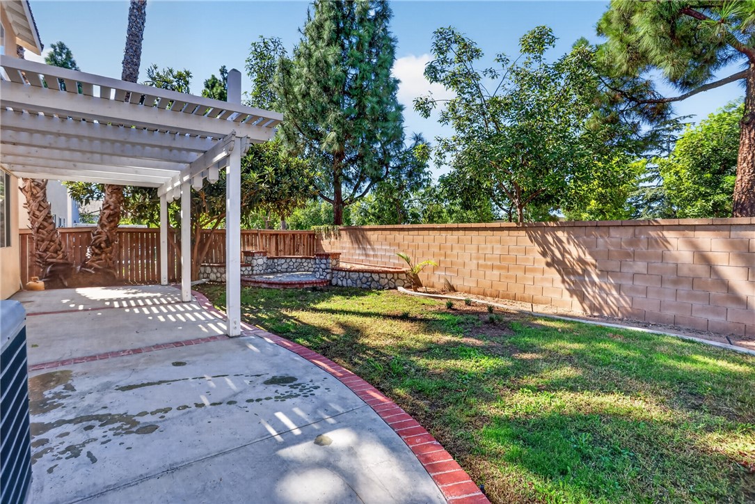 7 Dynasty Court, Irvine CA 92602 - photo 34