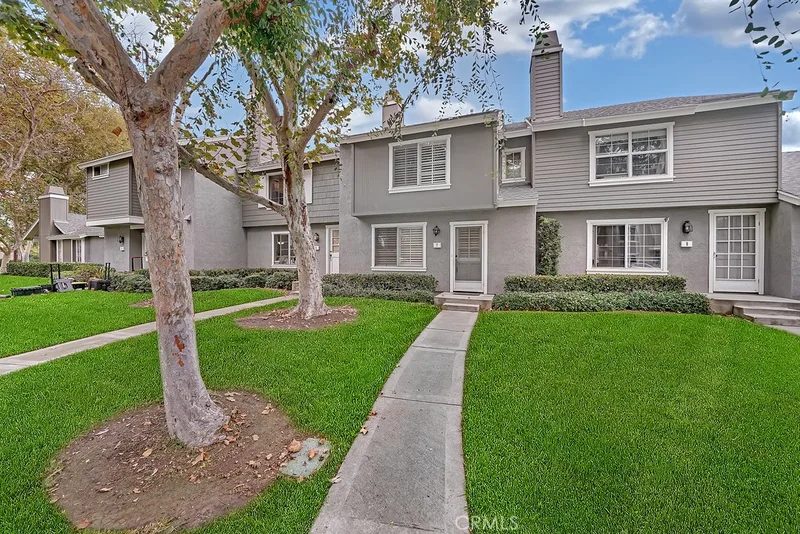7 Fairfield 145, Irvine, CA 92614