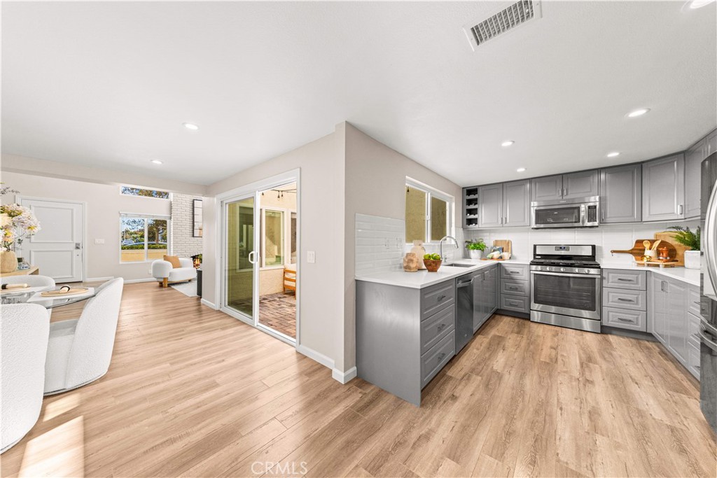 7 Lake Rd, Irvine CA 92614 - photo 24