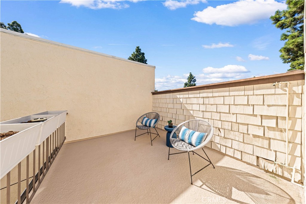 7 Lake Rd, Irvine CA 92614 - photo 48