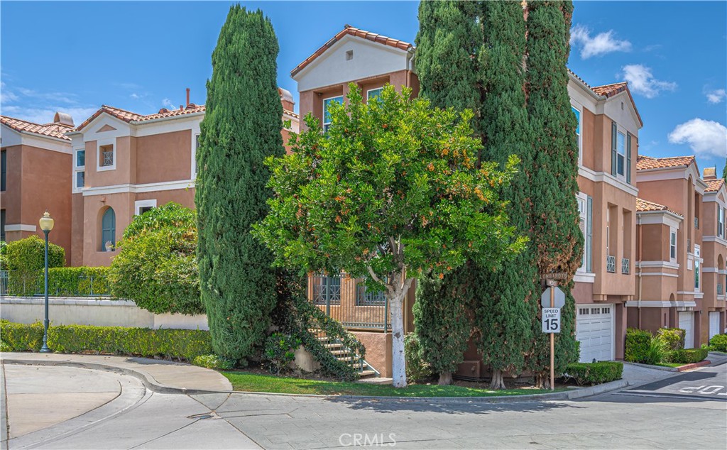 7 Medici Ais, Irvine CA 92606 - photo 2