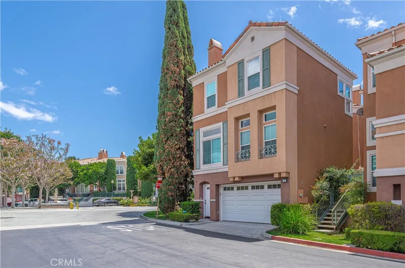 7 Medici Ais, Irvine, CA 92606