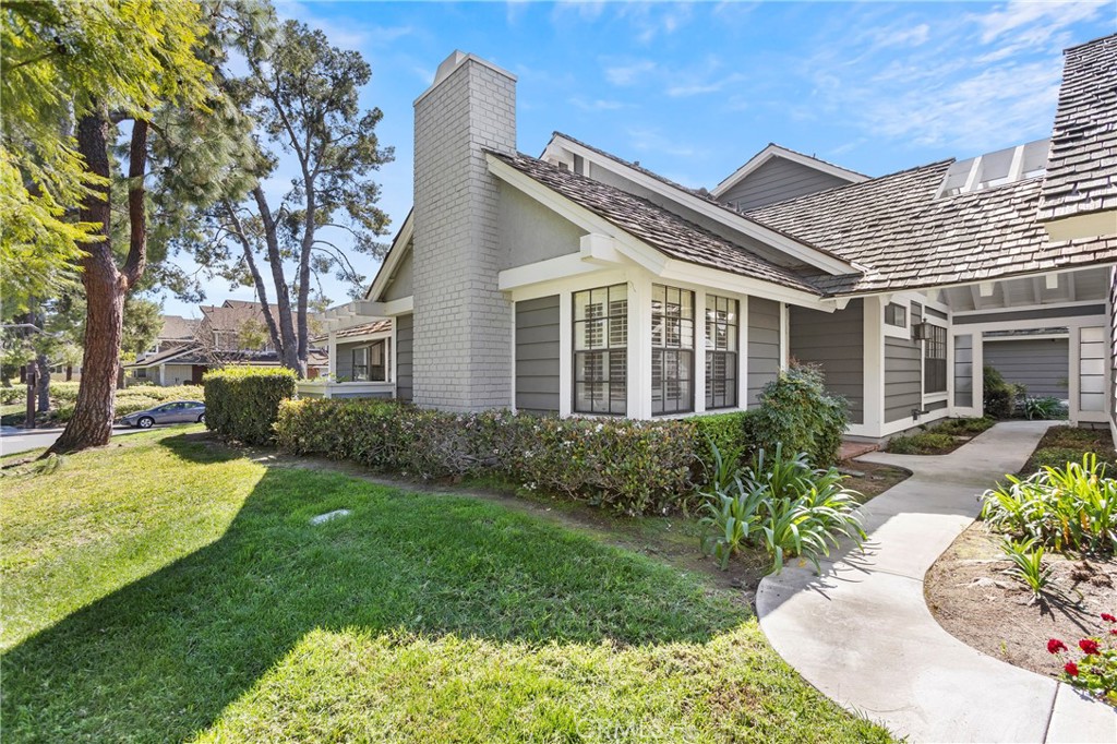 Great corner location! - 7 Onyx, Irvine CA 92614 - photo 1