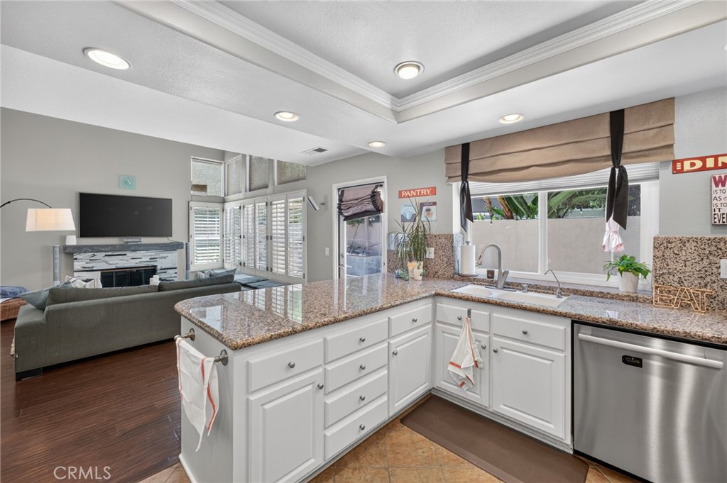 7 Posada, Irvine CA 92614 - photo 18