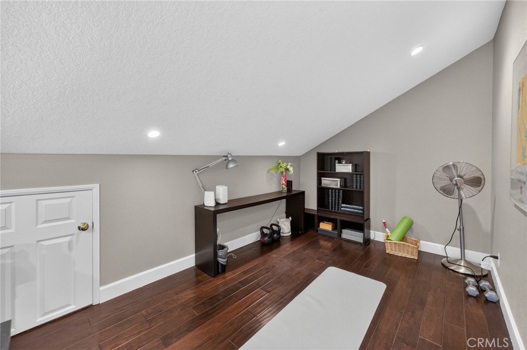 Flexible loft space with 166sqft. - 7 Posada, Irvine CA 92614 - photo 23