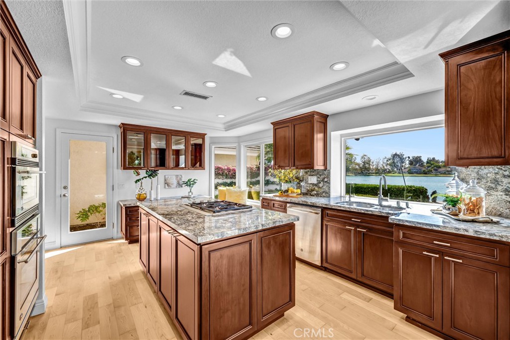 70 Fairlake, Irvine CA 92614 - photo 15