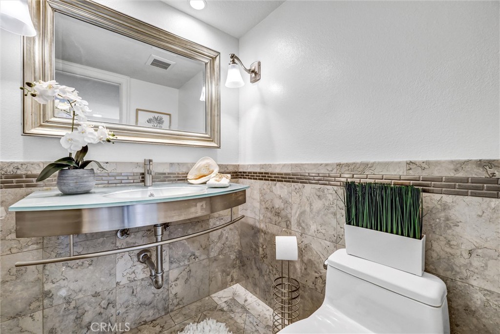 70 Fairlake, Irvine CA 92614 - photo 27