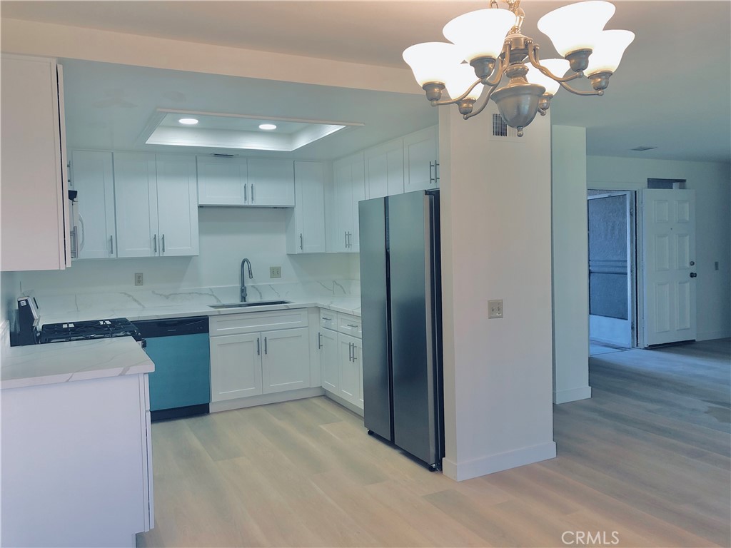 70 Greenfield, Irvine CA 92614 - photo 5