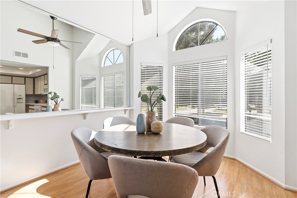 Dining area with windows - 70 Remington, Irvine CA 92620 - photo 8