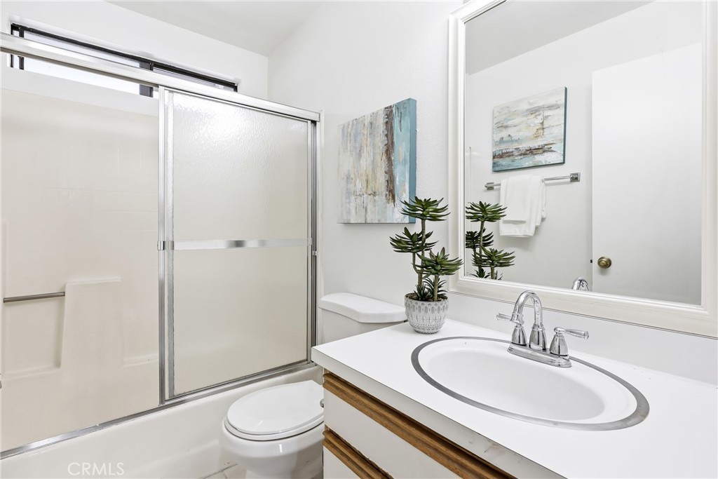 Hall Bath - 70 Remington, Irvine CA 92620 - photo 21
