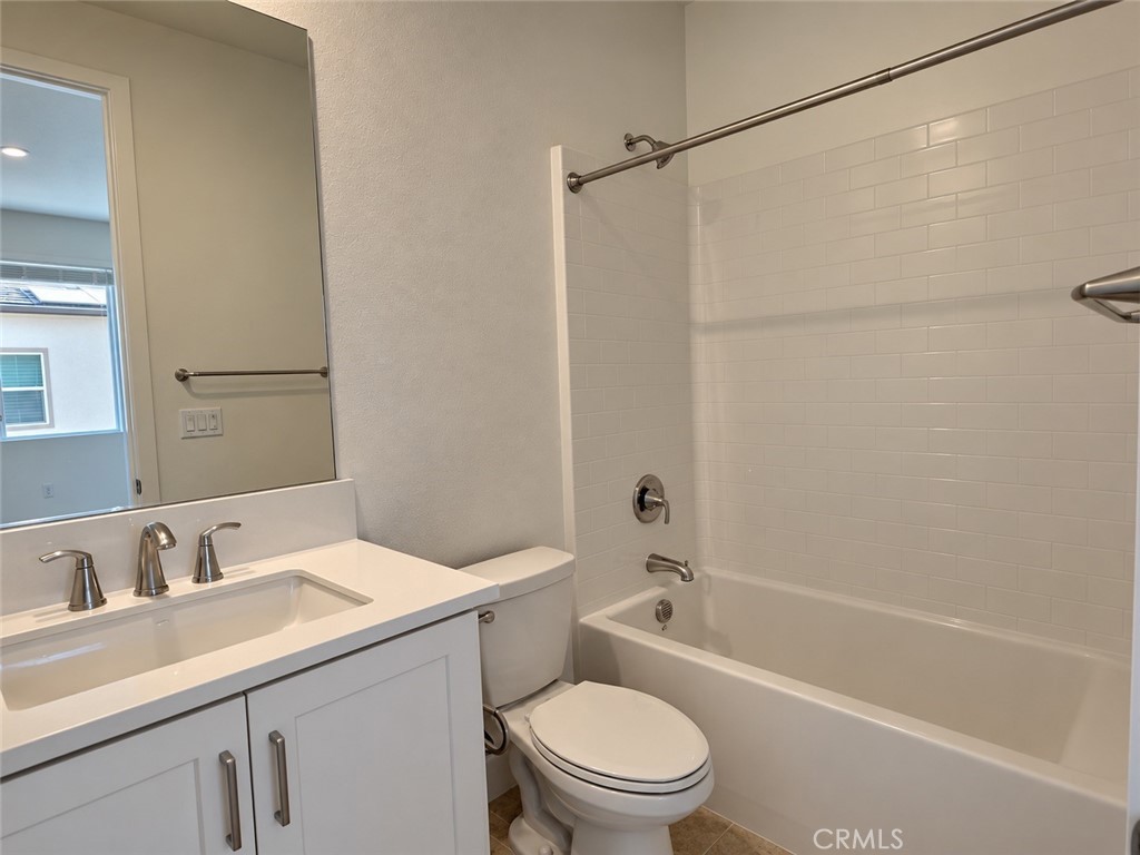 709 Sonia, Irvine CA 92618 - photo 5