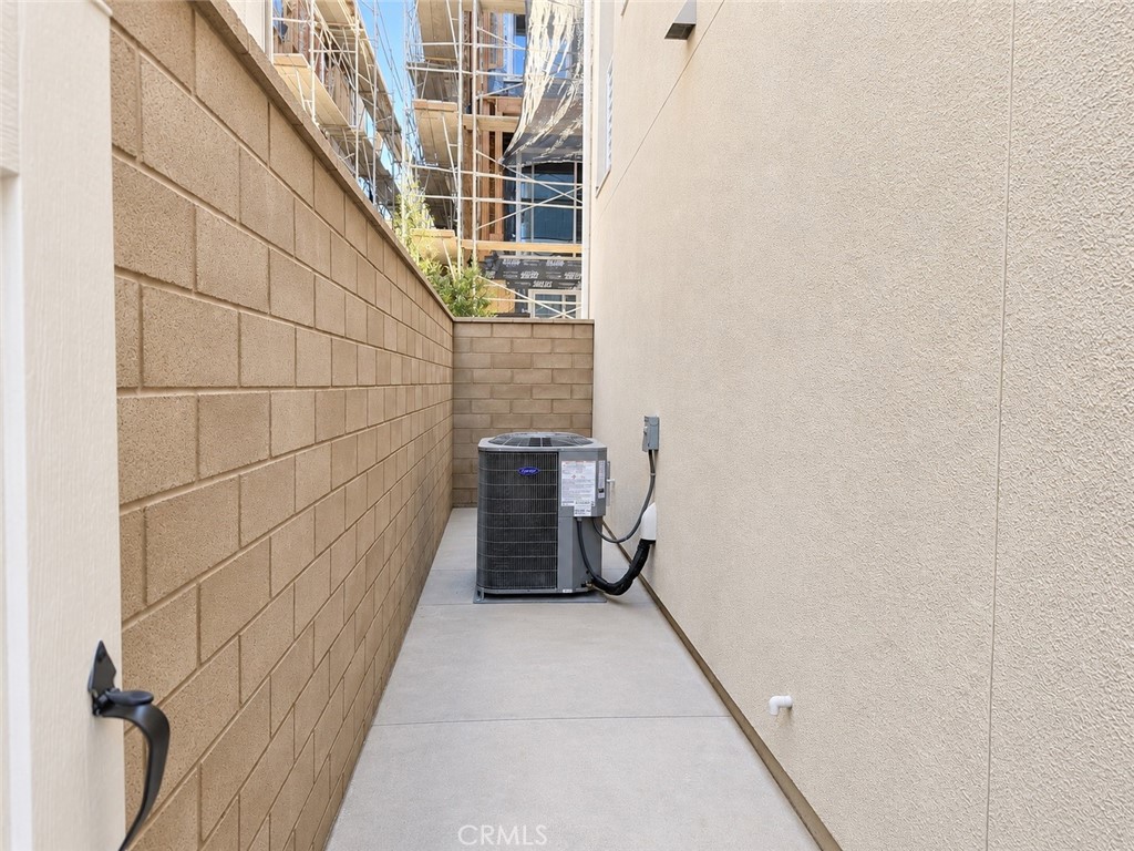 709 Sonia, Irvine CA 92618 - photo 25