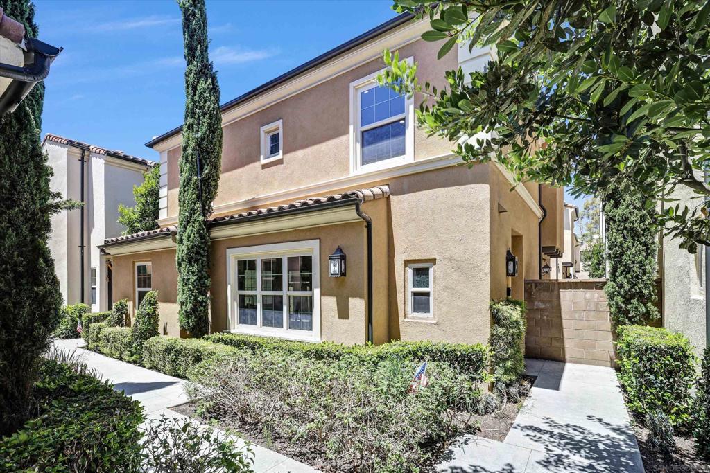 71 Kestrel, Irvine CA 92618 - photo 1