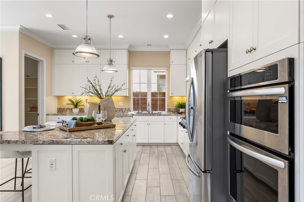 Kitchen - 72 Copper Mine, Irvine CA 92602 - photo 10