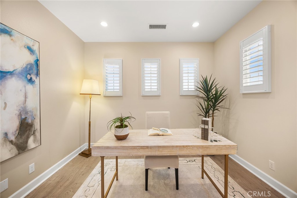 Loft - 72 Copper Mine, Irvine CA 92602 - photo 19