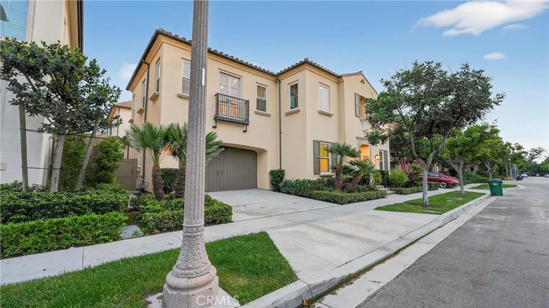 72 Honeyflower, Irvine, CA 92620
