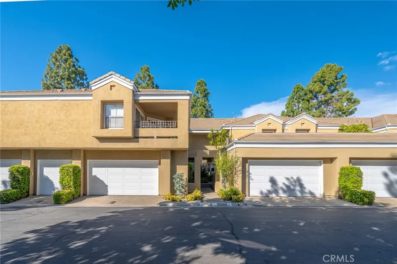 72 Vassar Aisle, Irvine, CA 92612