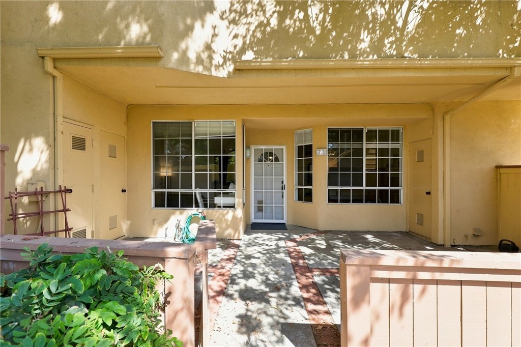 73 Alberti Aisle, Irvine CA 92614 - photo 2
