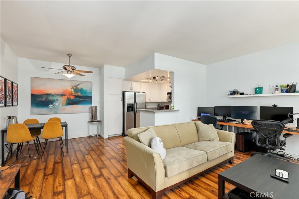 73 Alberti Aisle, Irvine CA 92614 - photo 4