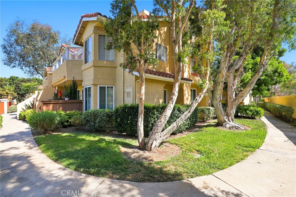 73 Alberti Aisle, Irvine CA 92614 - photo 18