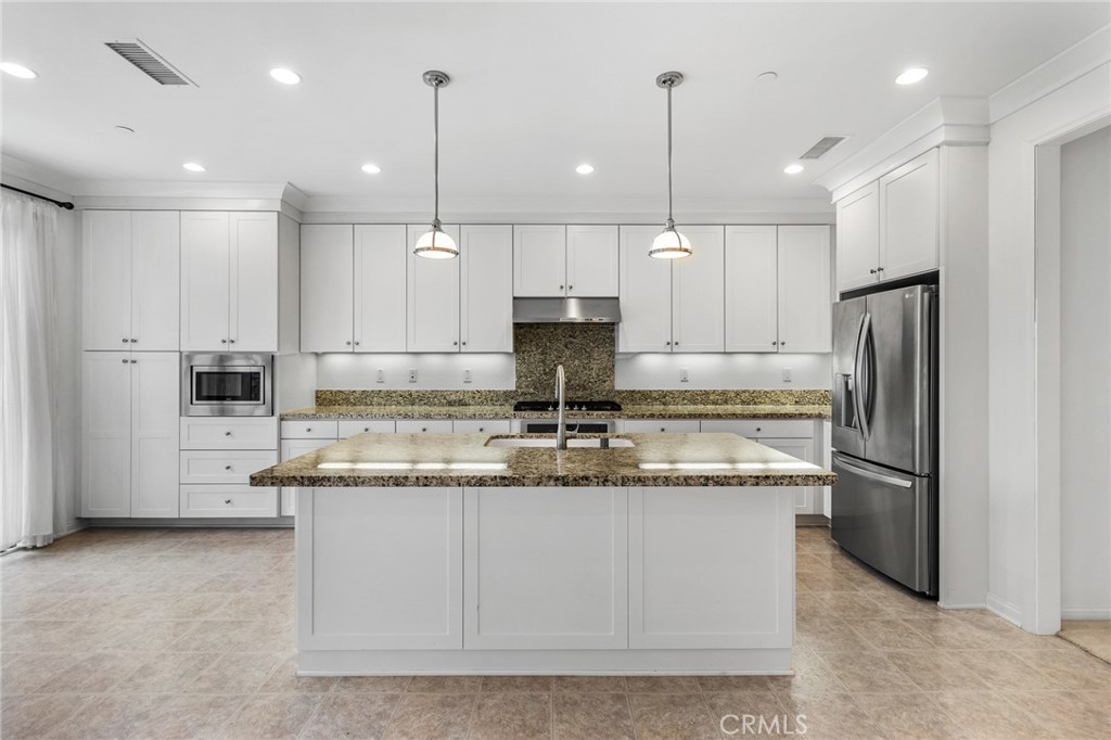 73 Ivory Petal, Irvine CA 92620 - photo 3