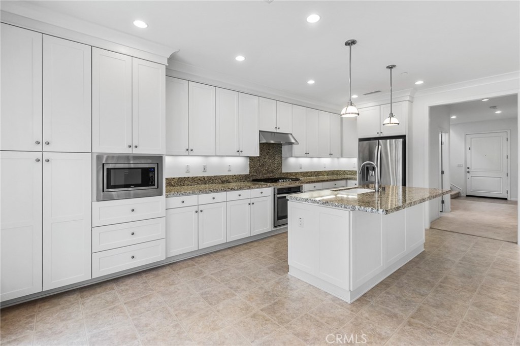 73 Ivory Petal, Irvine CA 92620 - photo 4