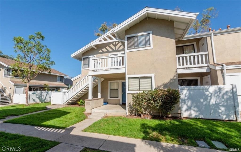 73 Tarocco, Irvine CA 92618 - photo 2