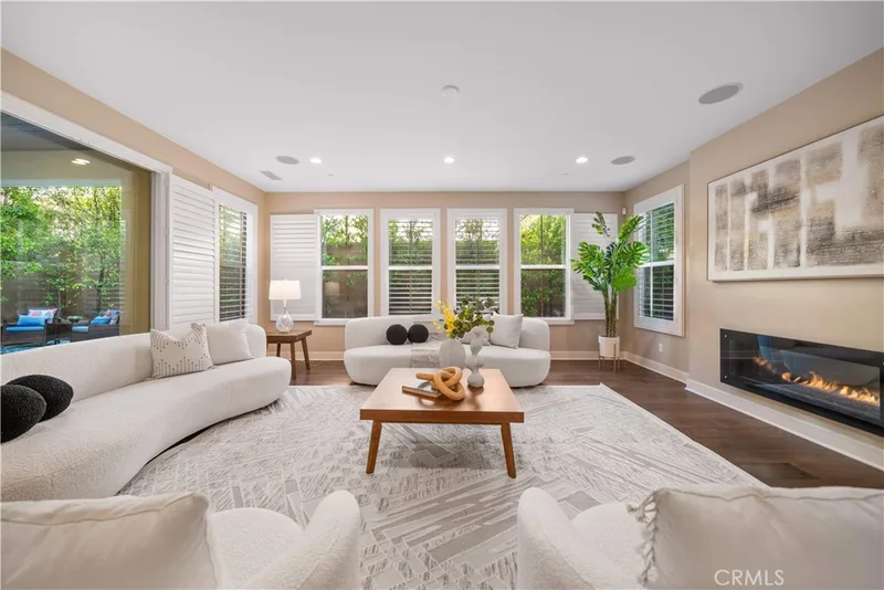 74 Gainsboro, Irvine, CA 92620