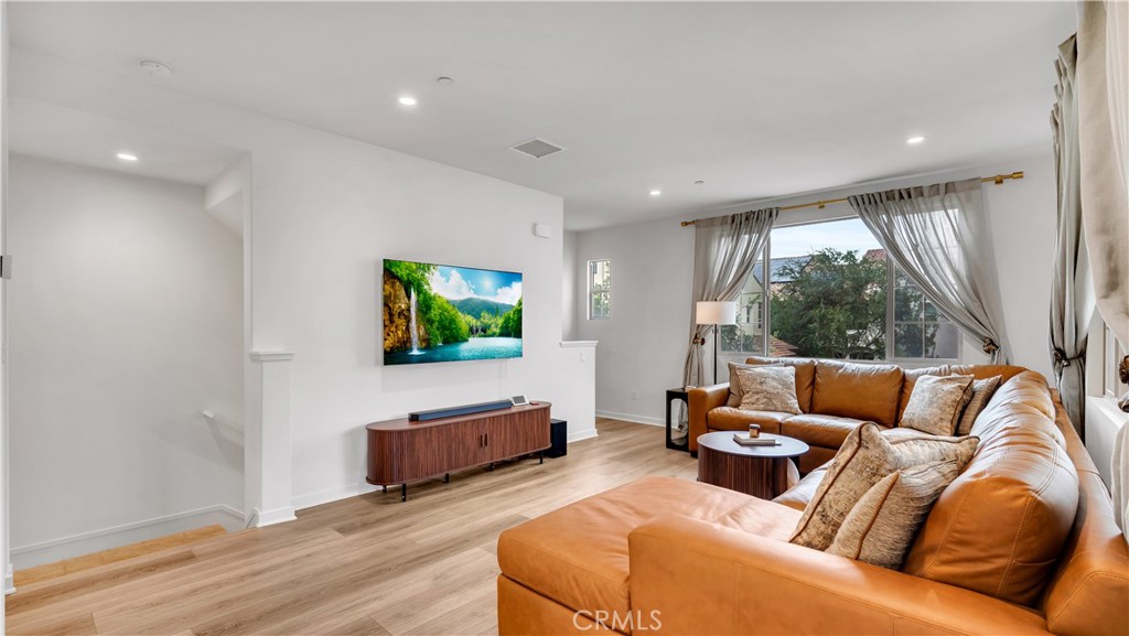 747 Spring Garden, Irvine CA 92618 - photo 9