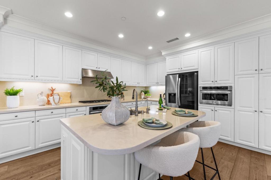 75 Brindisi, Irvine CA 92618 - photo 9