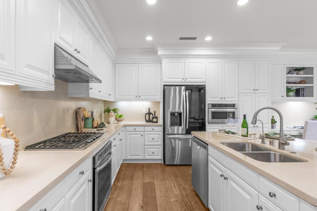 75 Brindisi, Irvine CA 92618 - photo 10