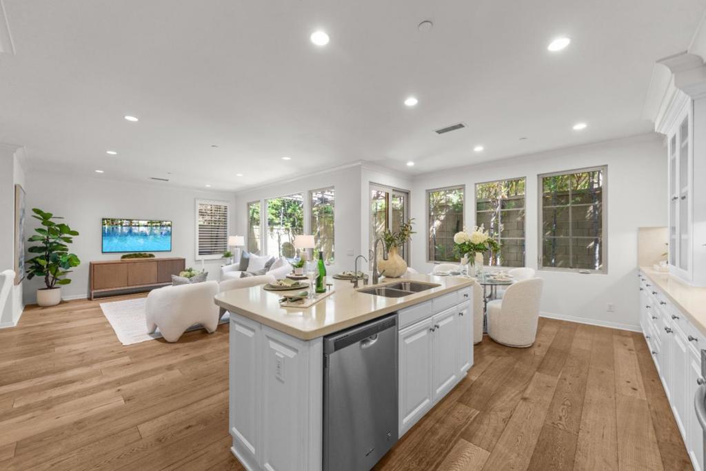 75 Brindisi, Irvine CA 92618 - photo 11