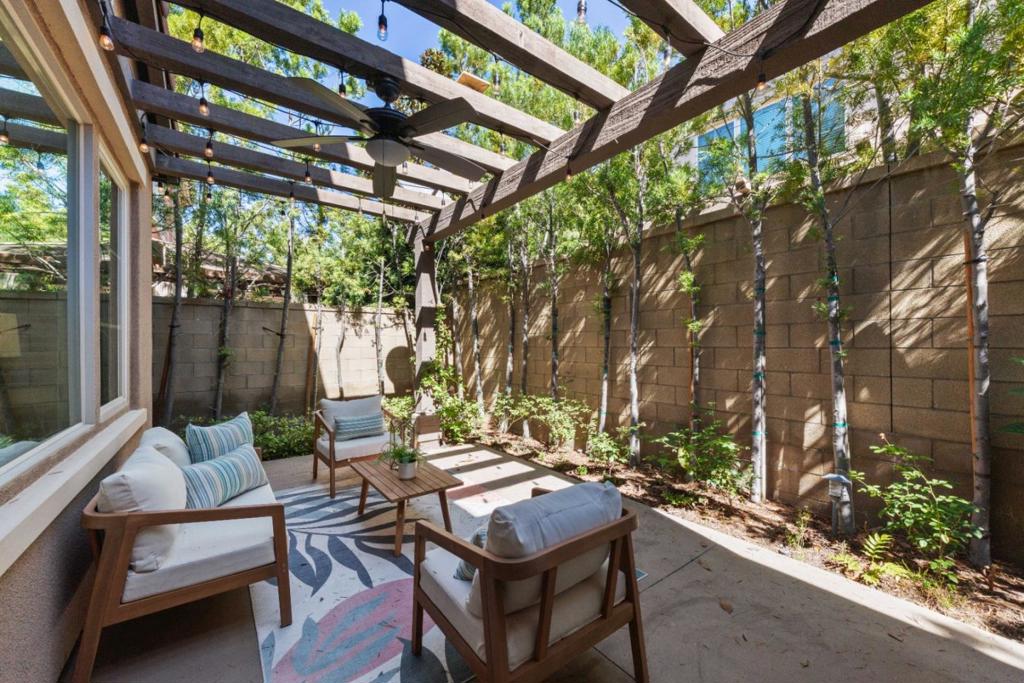 75 Brindisi, Irvine CA 92618 - photo 30
