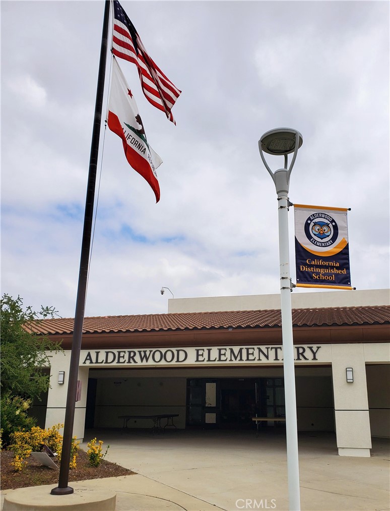 Alderwood Elementary - 75 Reunion, Irvine CA 92603 - photo 28
