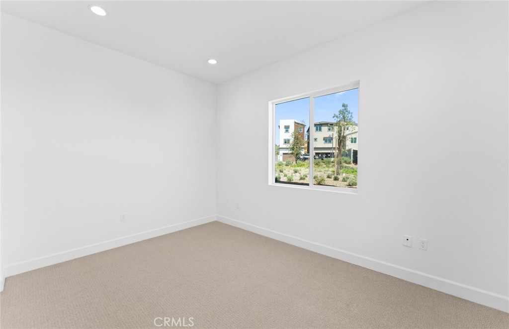 756 Gadwall, Irvine CA 92618 - photo 2