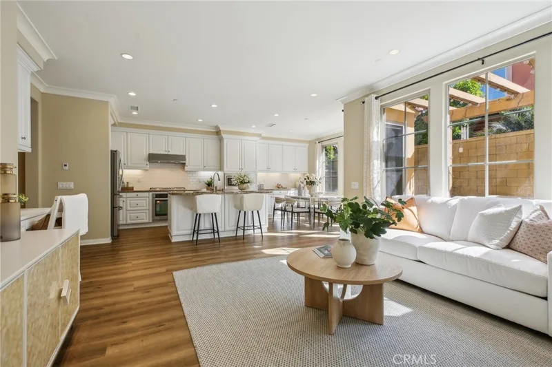 76 Bianco, Irvine, CA 92618