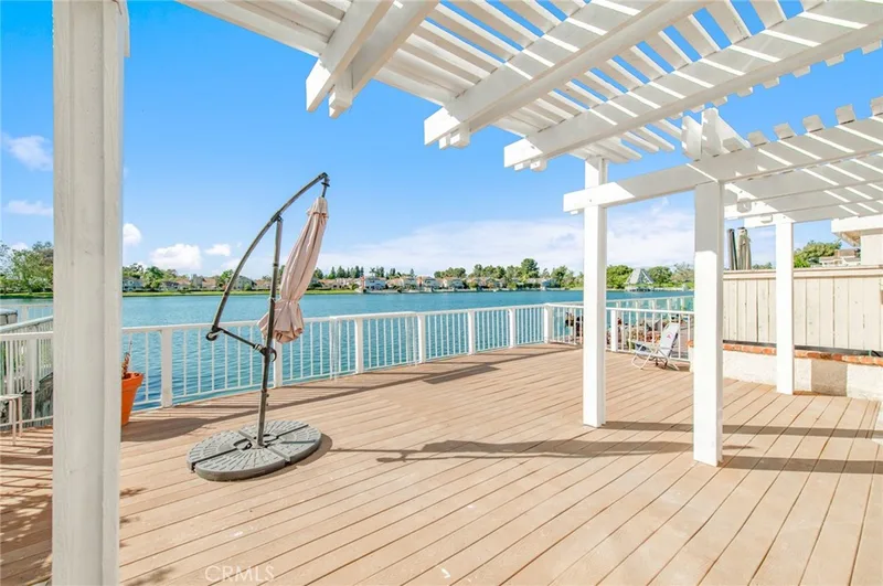 76 Fairlake 23, Irvine, CA 92614