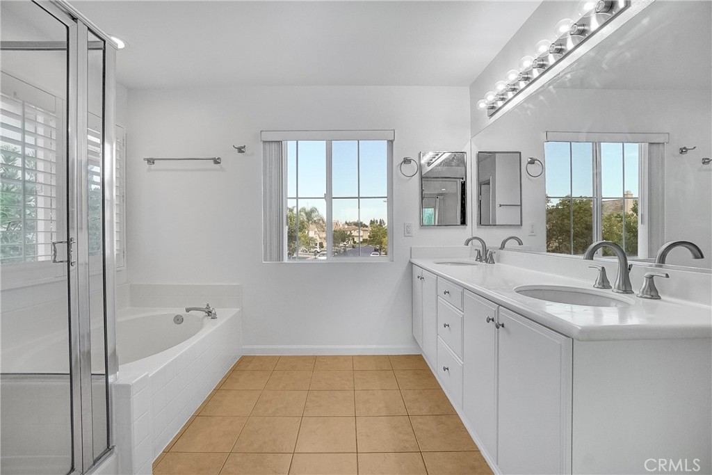 76 Millbrook, Irvine CA 92618 - photo 22
