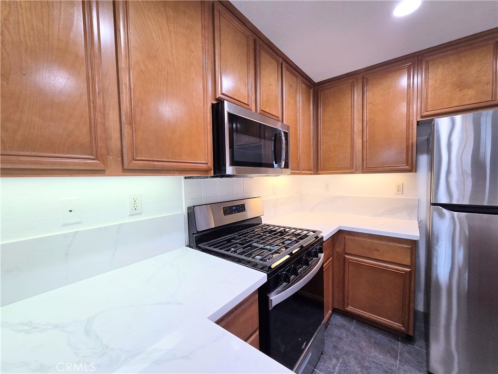 76 New Season, Irvine CA 92602 - photo 11