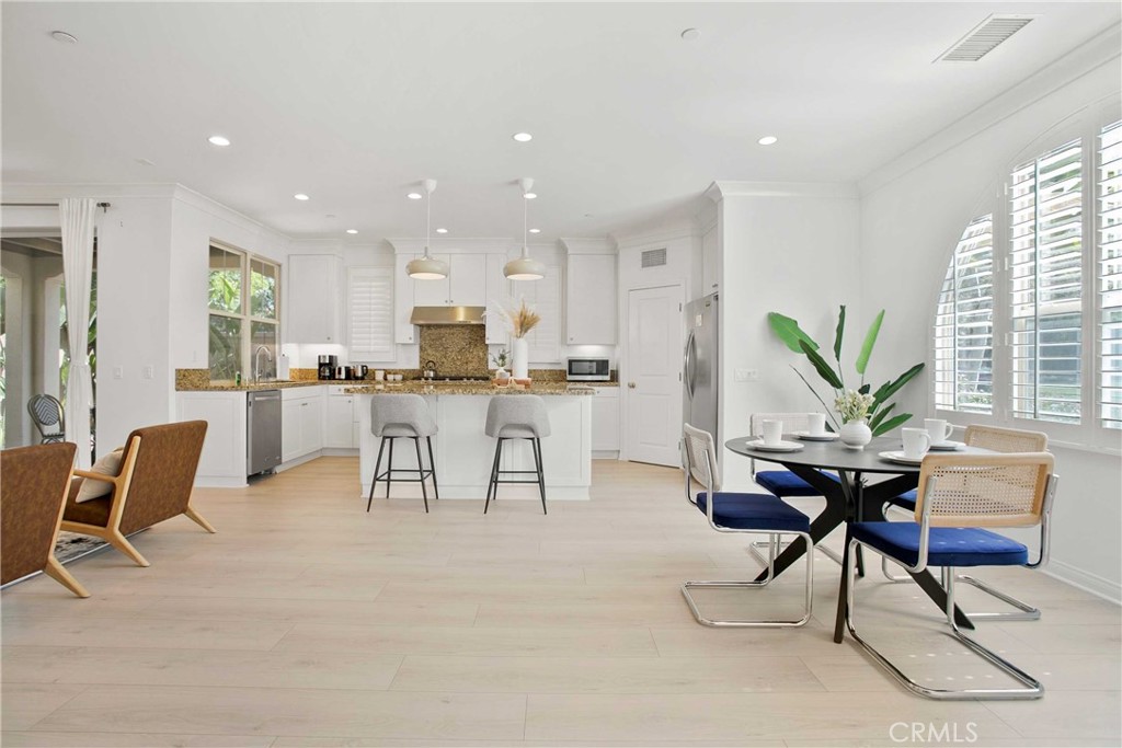 77 Hanging Garden, Irvine CA 92620 - photo 6